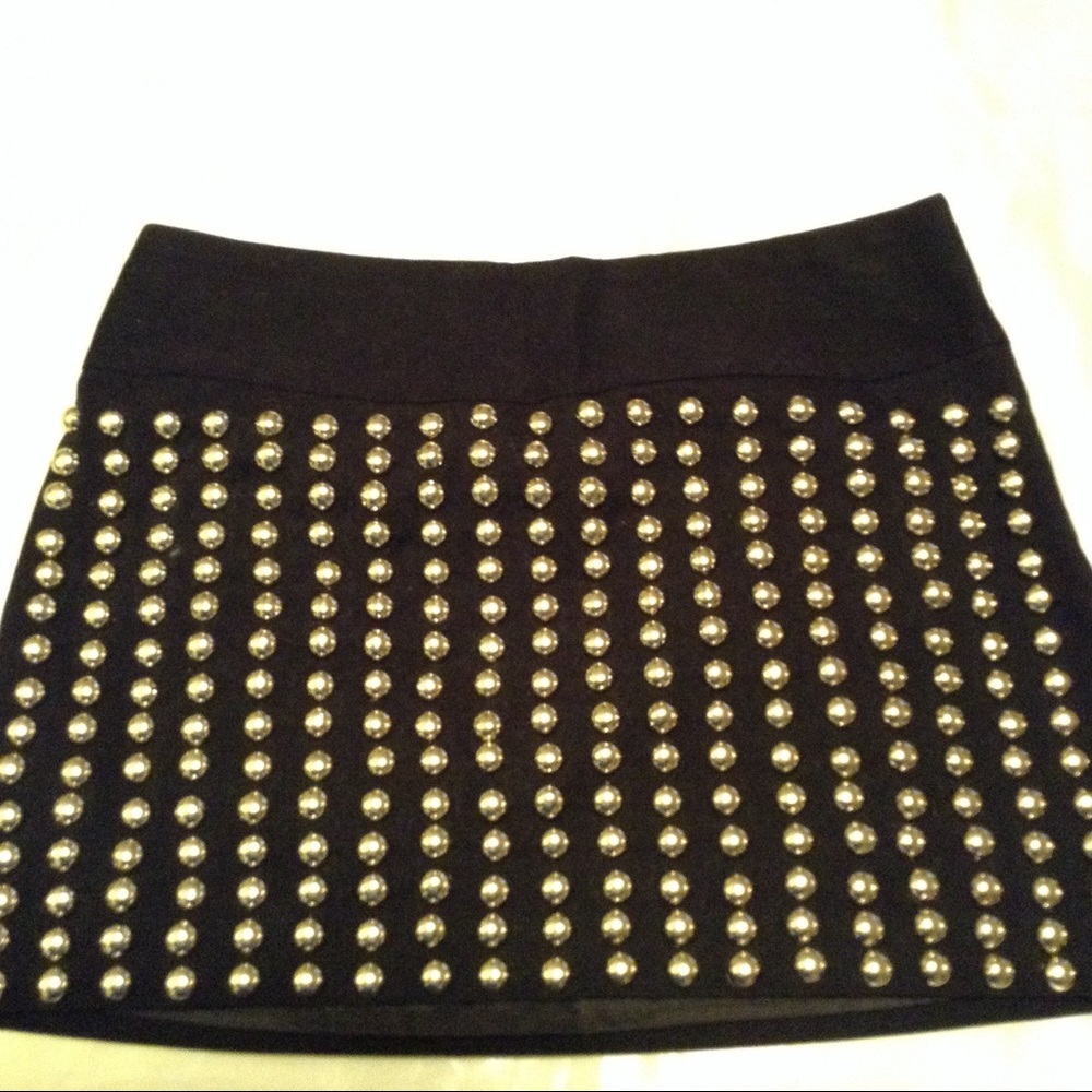 Black skirt